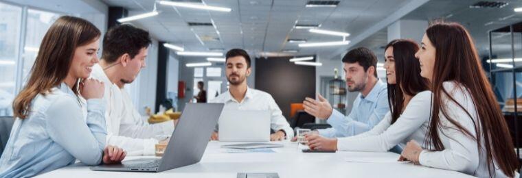 Desarrollo de las competencias comunicativas en el ámbito laboral