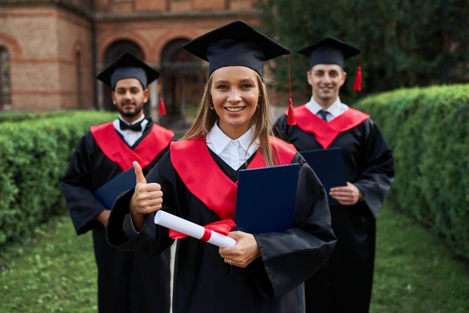 Grado académico requisitos