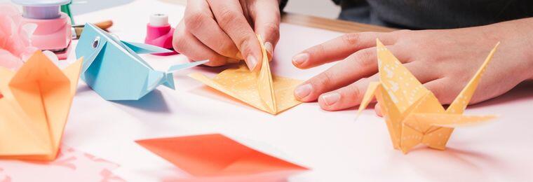 Una analogía entre la hoja de papel y los conceptos de geometría plana