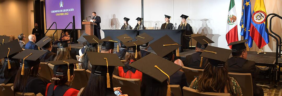 UNADE celebra el gran acto de graduación de sus egresados colombianos en Bogotá