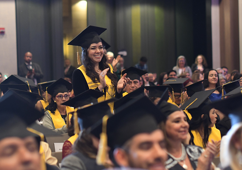 Convocatoria Becas SENESCYT-UNADE Julio 2025: Novedad Doctorados Semipresenciales